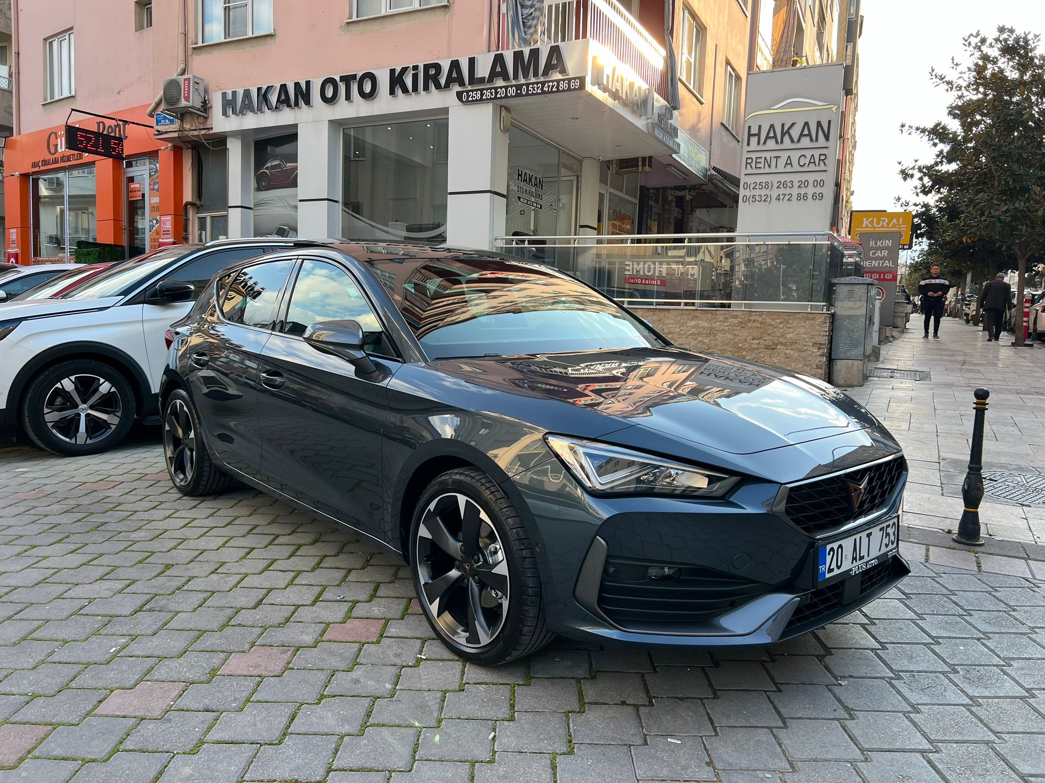 CUPRA LEON